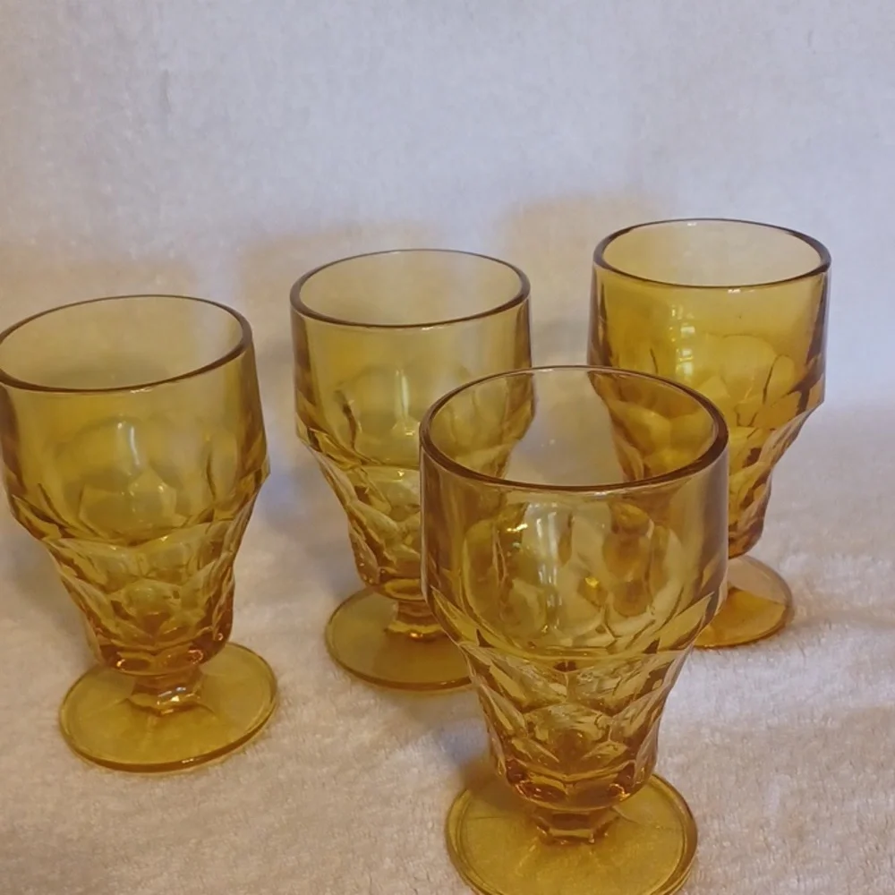 Amber footed glasses set of 4 drinkware